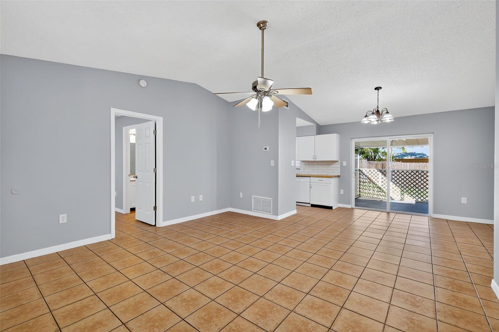 CRICKET LAKE VILLAGE - Residential