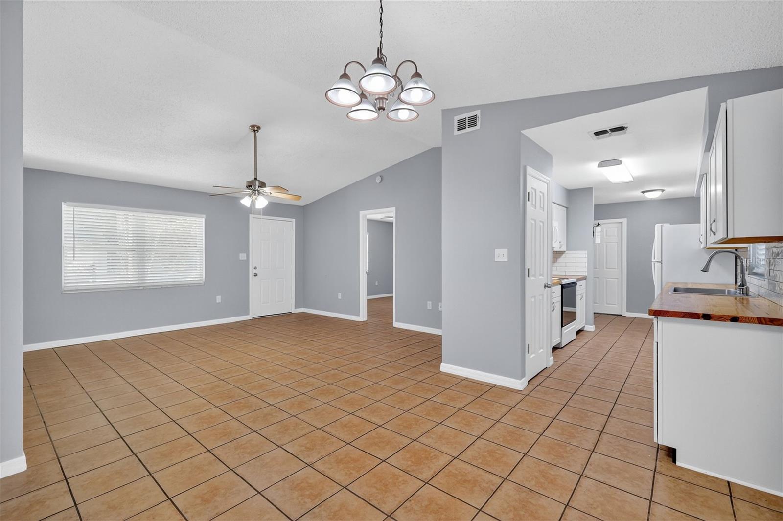 CRICKET LAKE VILLAGE - Residential