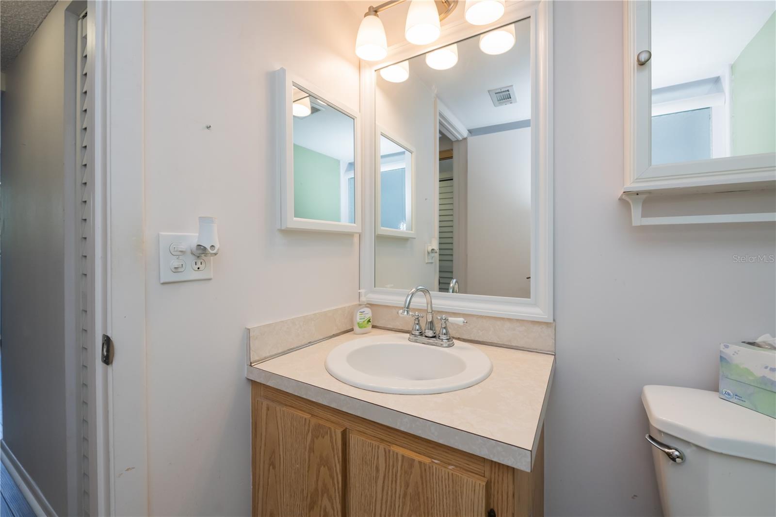 OAK FORREST - Residential