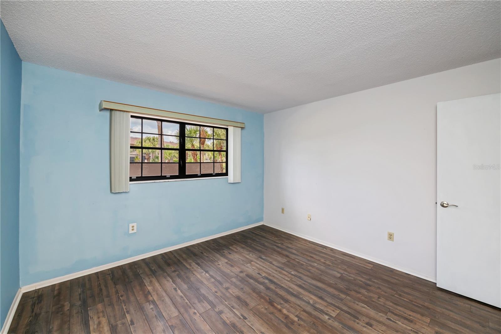 OAK FORREST - Residential