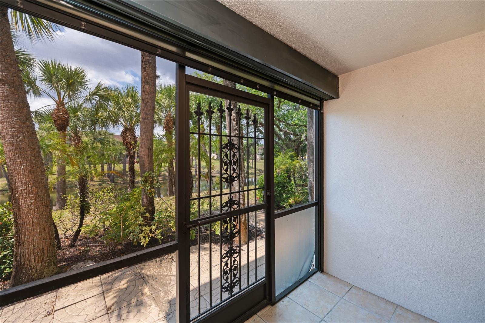 OAK FORREST - Residential