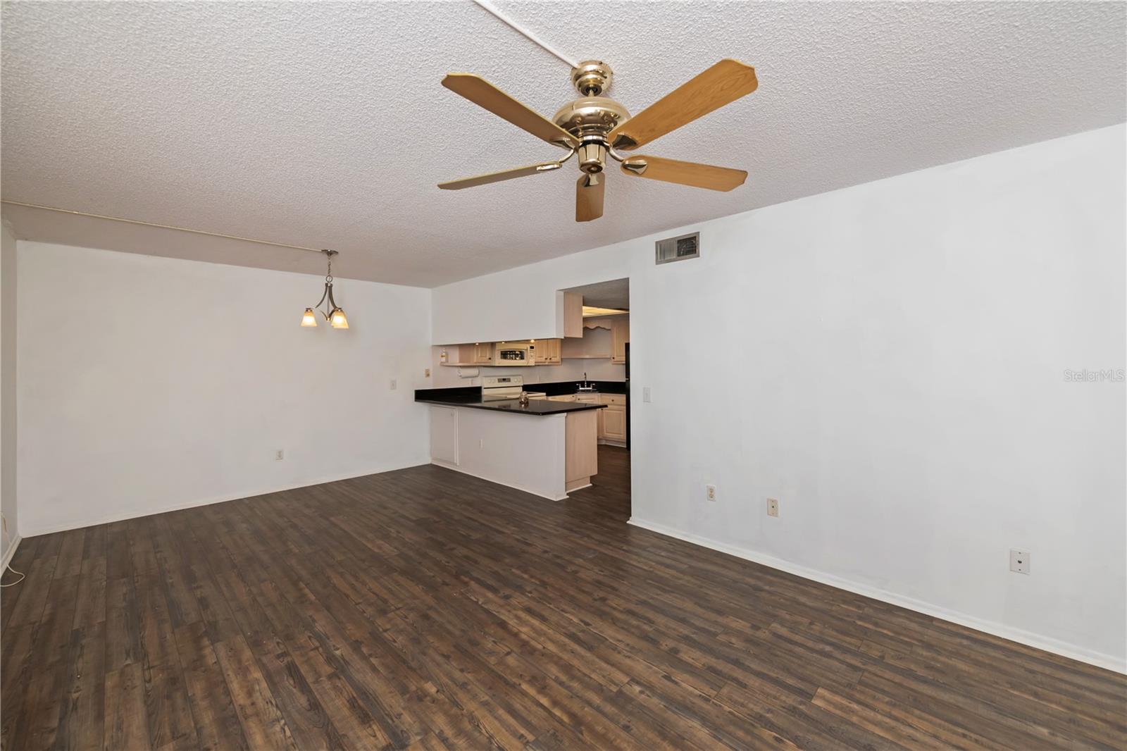 OAK FORREST - Residential