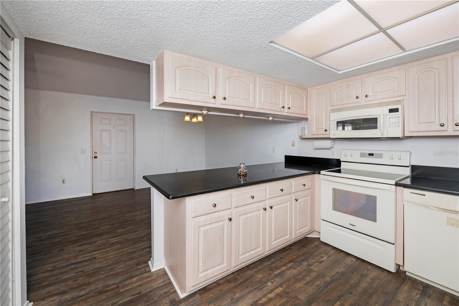 OAK FORREST - Residential