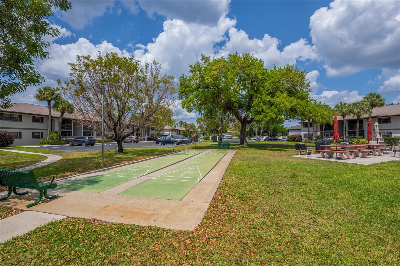 OAK FORREST - Residential