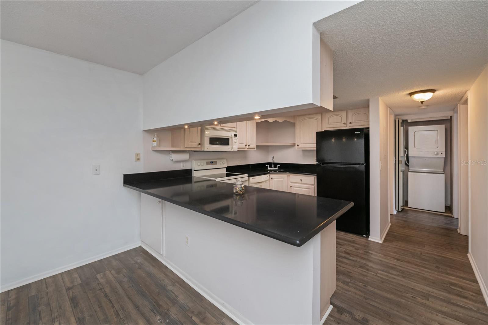 OAK FORREST - Residential