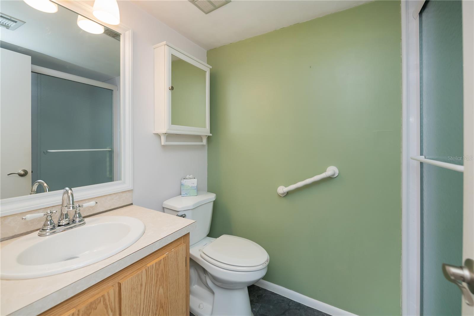 OAK FORREST - Residential