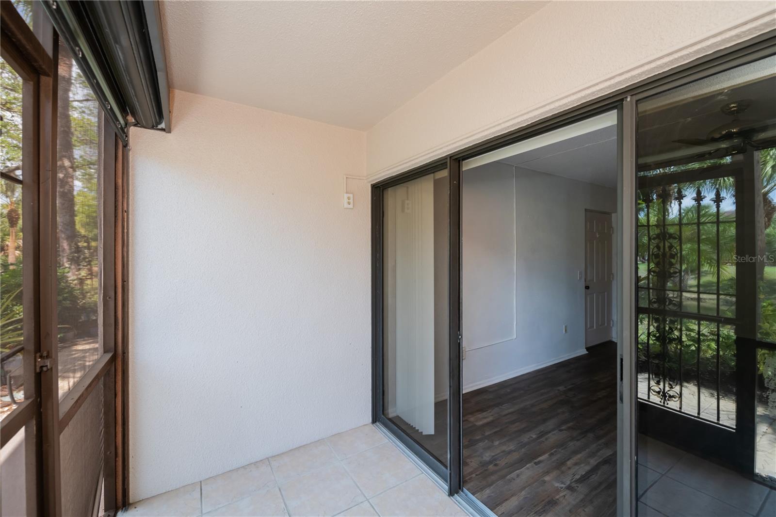 OAK FORREST - Residential