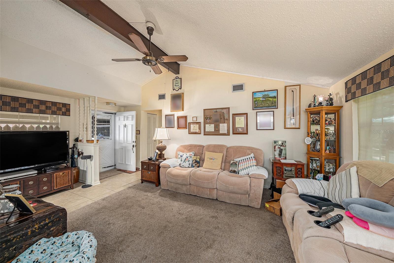 616 HIGHVIEW CIRCLE S