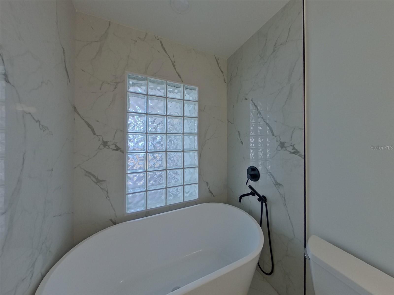 CHESTERFIELD HEIGHTS 2ND ADD - Residential Lease