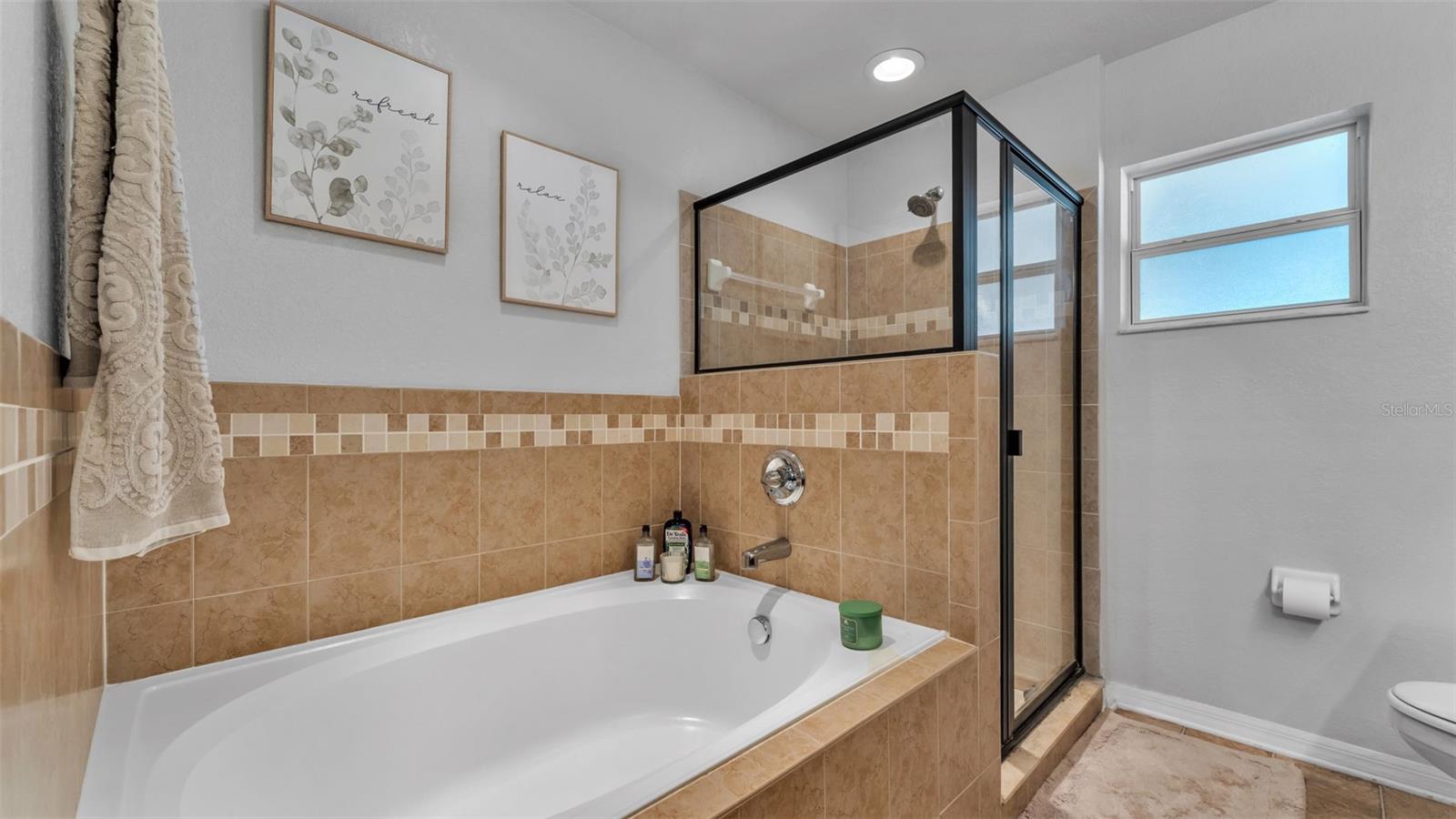 BLACKWATER OAKS - Residential