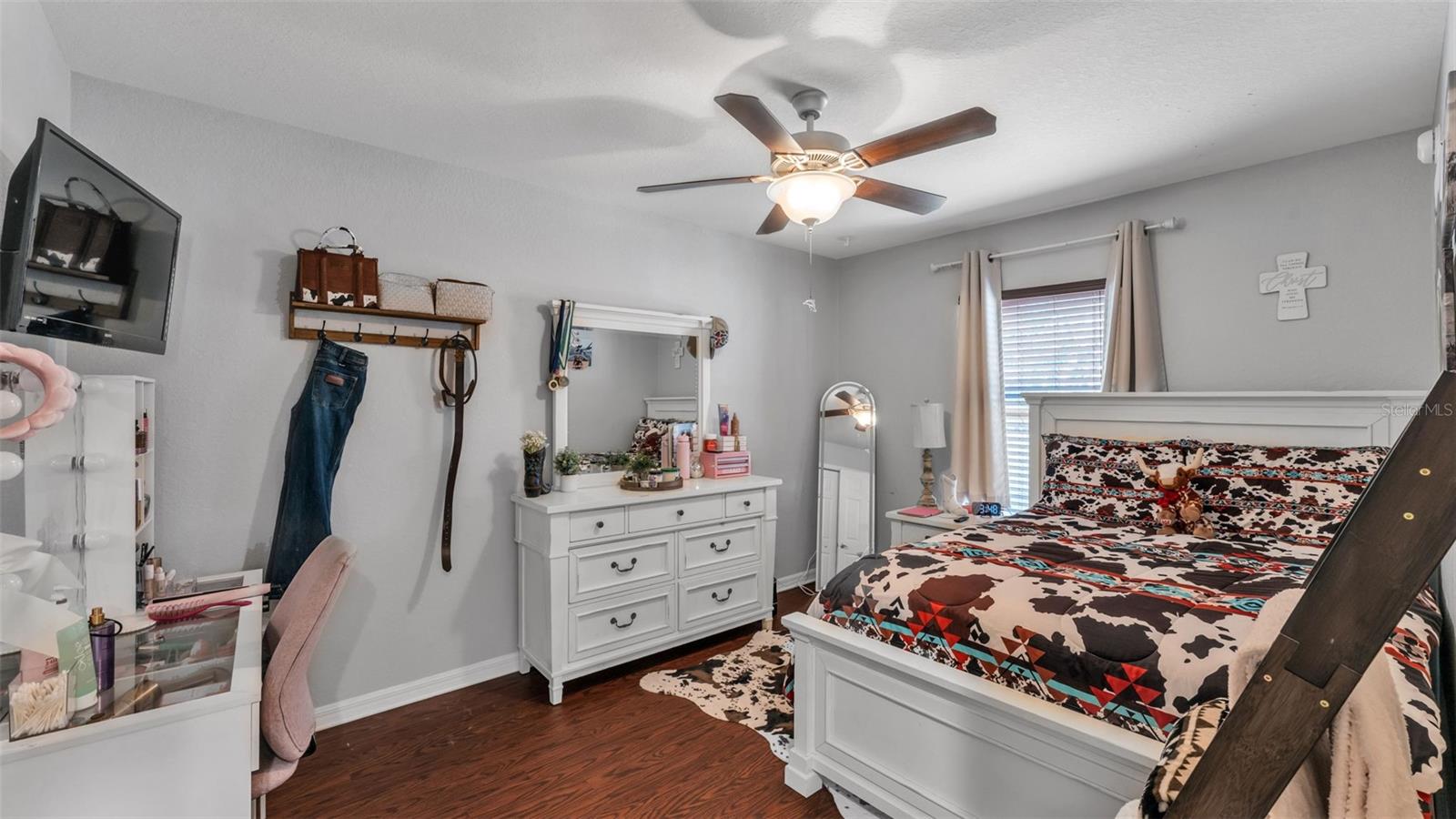 BLACKWATER OAKS - Residential