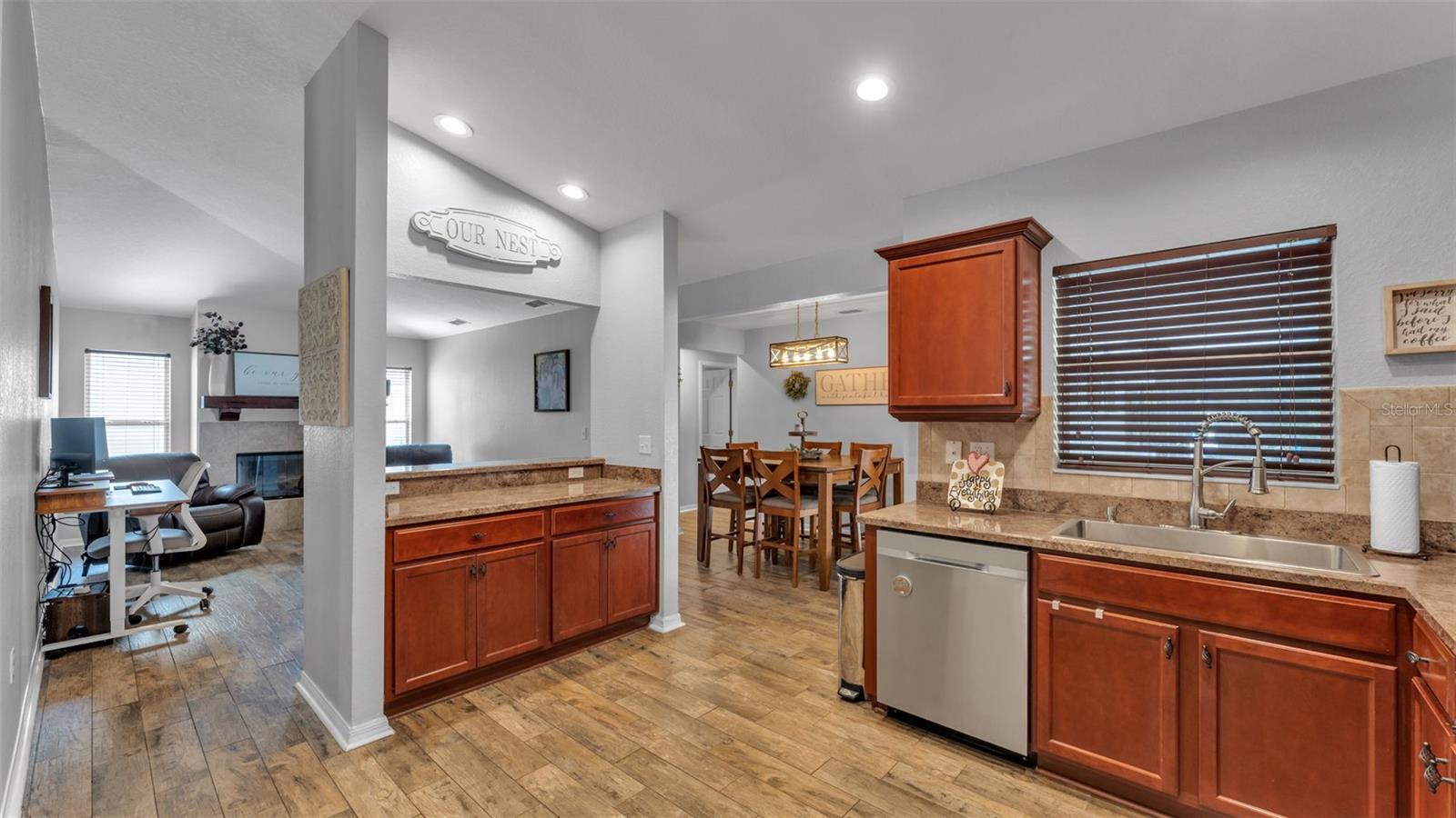 BLACKWATER OAKS - Residential