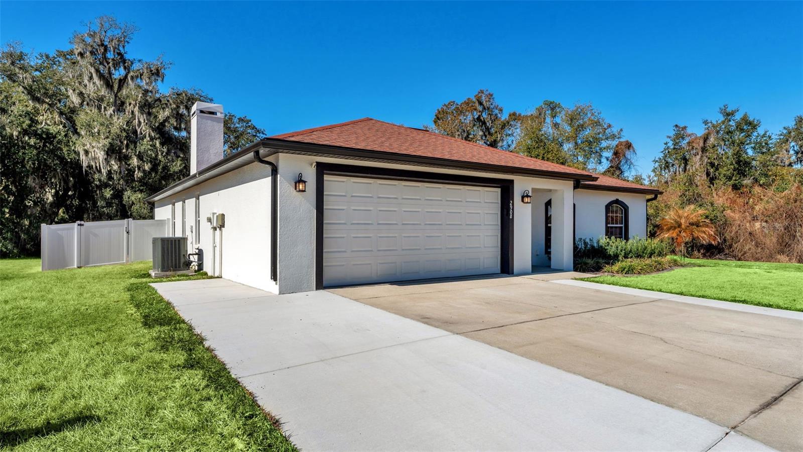 BLACKWATER OAKS - Residential