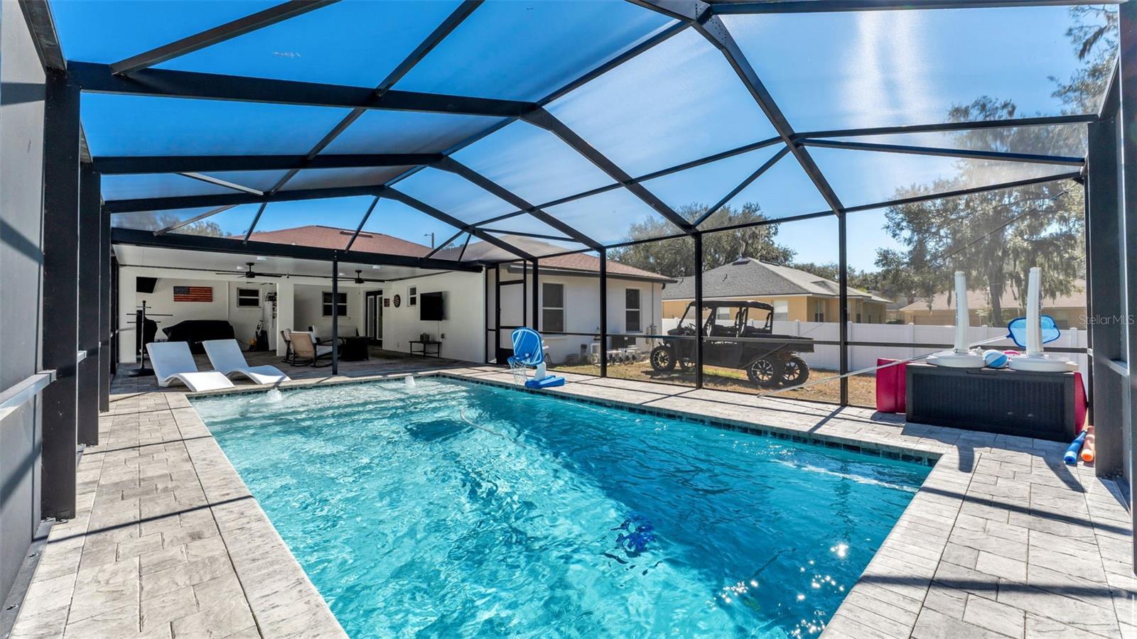 BLACKWATER OAKS - Residential