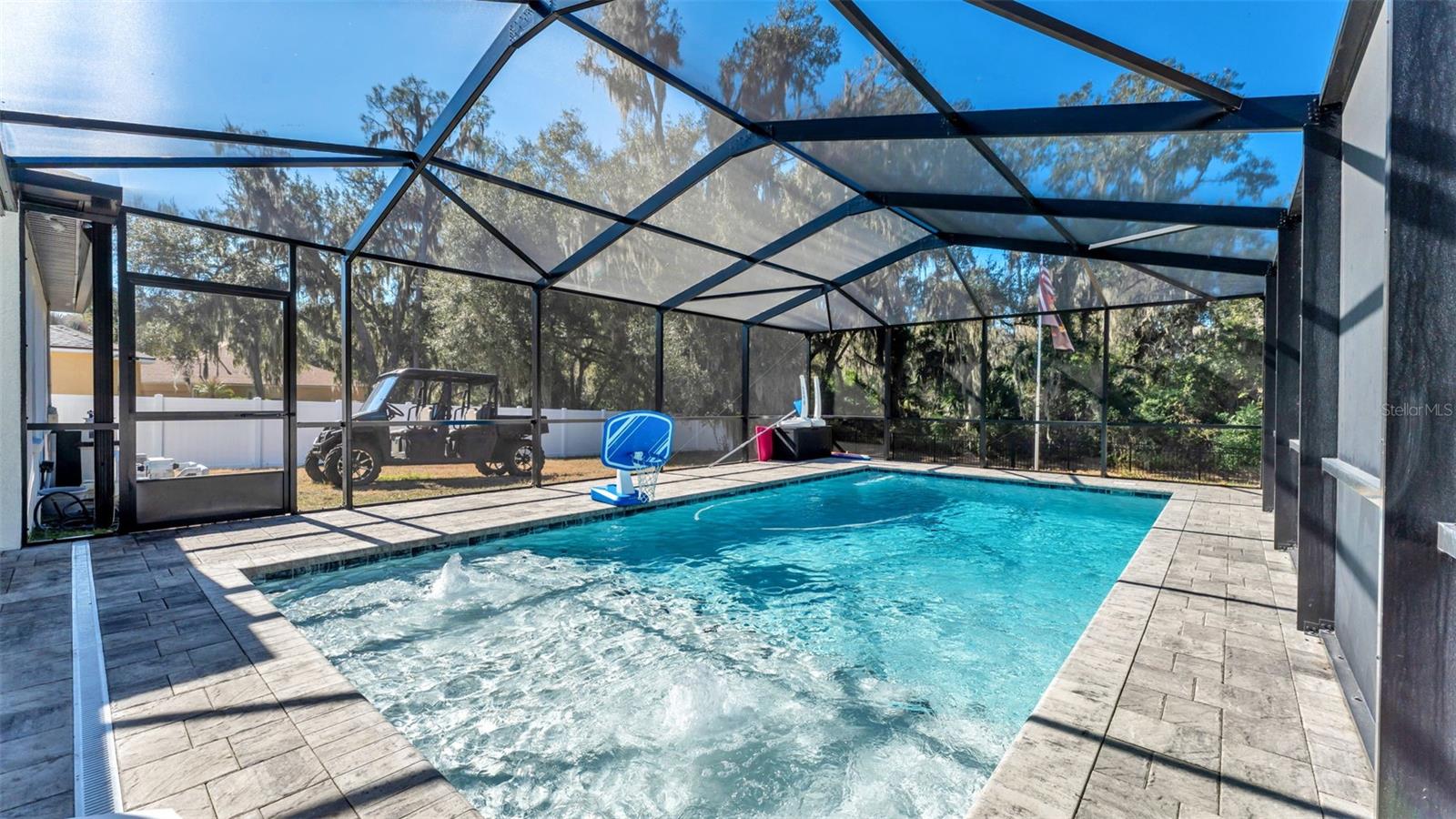 BLACKWATER OAKS - Residential