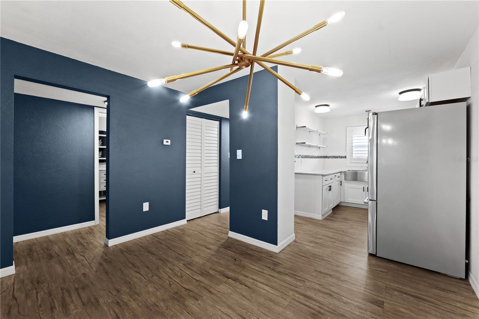 Welcome to your chic urban retreat at 4560 Overlook Drive Northeast, Unit 271, in the vibrant city of St. Petersburg, FL. This modern one bedroom condo offers 945 square feet of thoughtfully designed living space, perfect for those who appreciate a blend of style and functionality. Step inside to discover an open-concept layout that maximizes space and natural light, creating an inviting atmosphere. The sleek kitchen is a culinary enthusiast's dream, featuring contemporary cabinetry, stainless steel Bosch appliances and beautiful quartz counters. Whether you're entertaining guests or enjoying a quiet evening at home, this kitchen is equipped to handle it all. The living area is a versatile space that can be customized to suit your lifestyle, with ample room for lounging, dining, and working from home. Large windows frame picturesque views, bringing the beauty of the outdoors inside and enhancing the condo's airy feel. The bathroom is a sanctuary of relaxation, boasting modern fixtures, a luxurious soaking tub, and elegant tile work. Additional features include in-unit laundry, ample storage, and access to community amenities such as a sparkling pool and fitness center. Located in a thriving neighborhood, this condo offers easy access to local dining, shopping, and entertainment options. Experience the best of St. Petersburg living in this stylish, updated home. Don't miss the opportunity to make it yours! NOT hurricane affected.