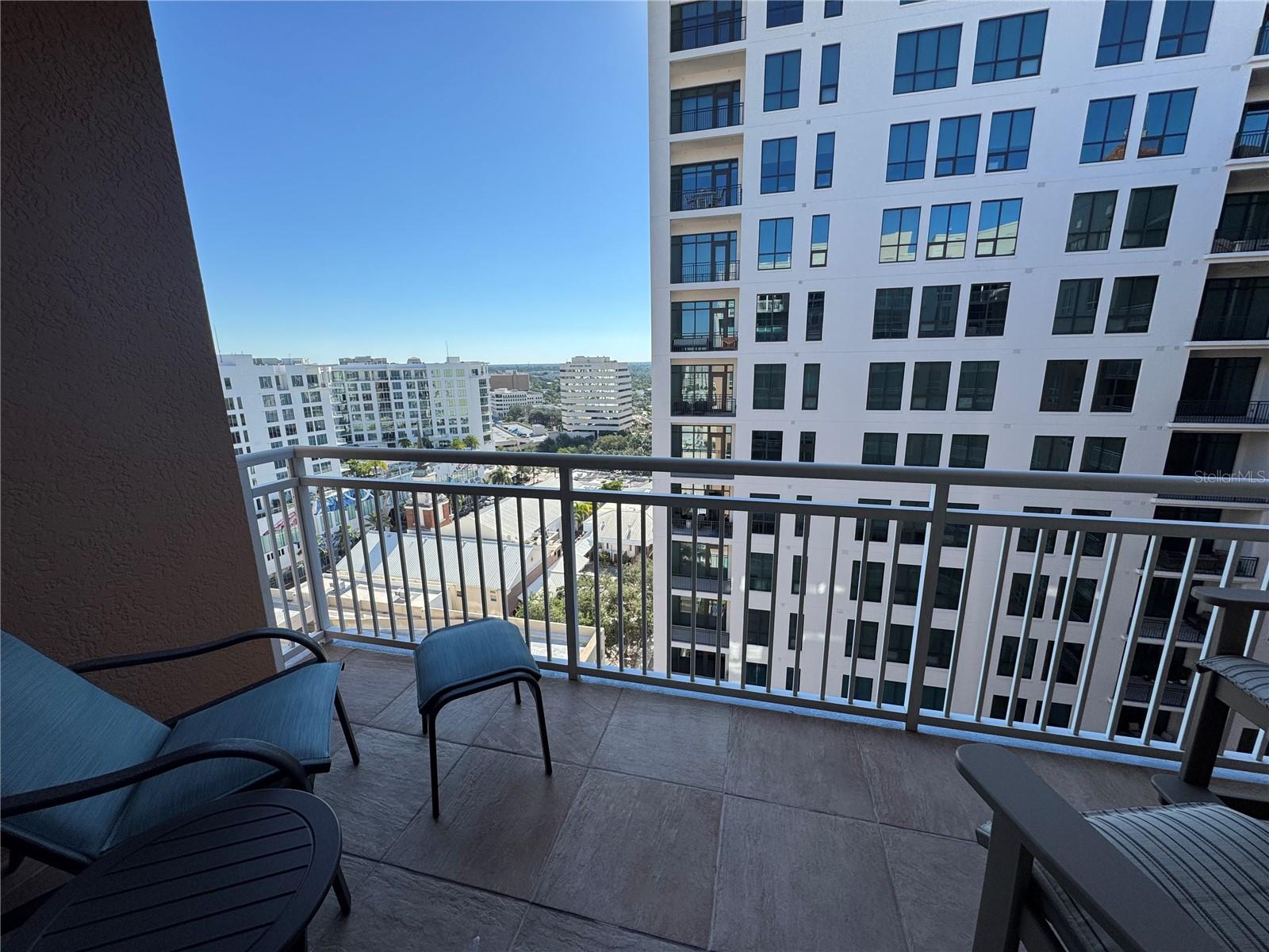 1350 MAIN RESIDENTIAL - Residential