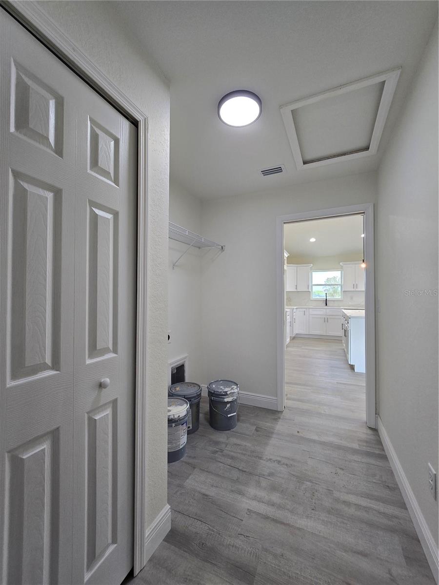 SILVER SPGS SHORES UN 24 - Residential