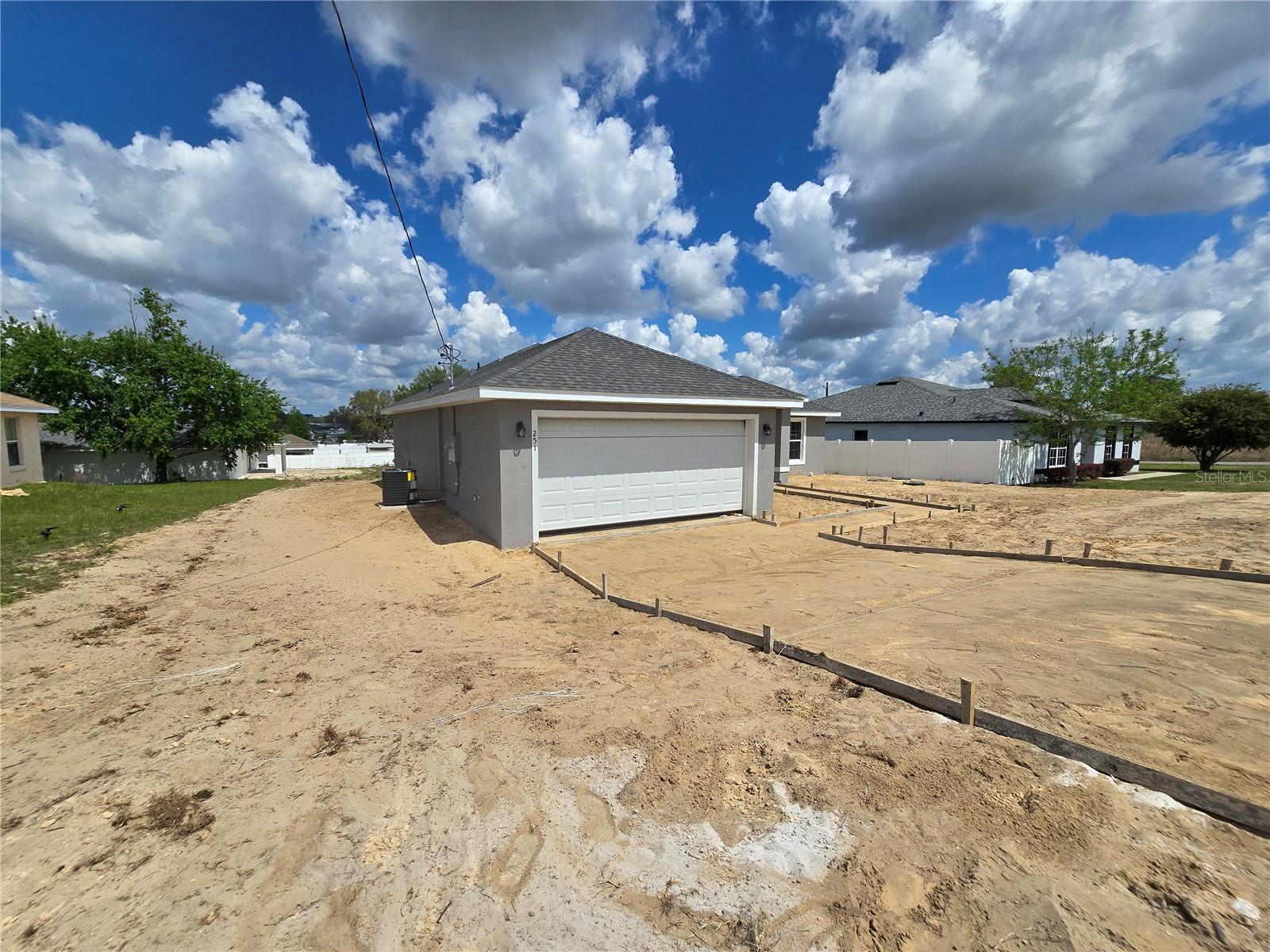 SILVER SPGS SHORES UN 24 - Residential