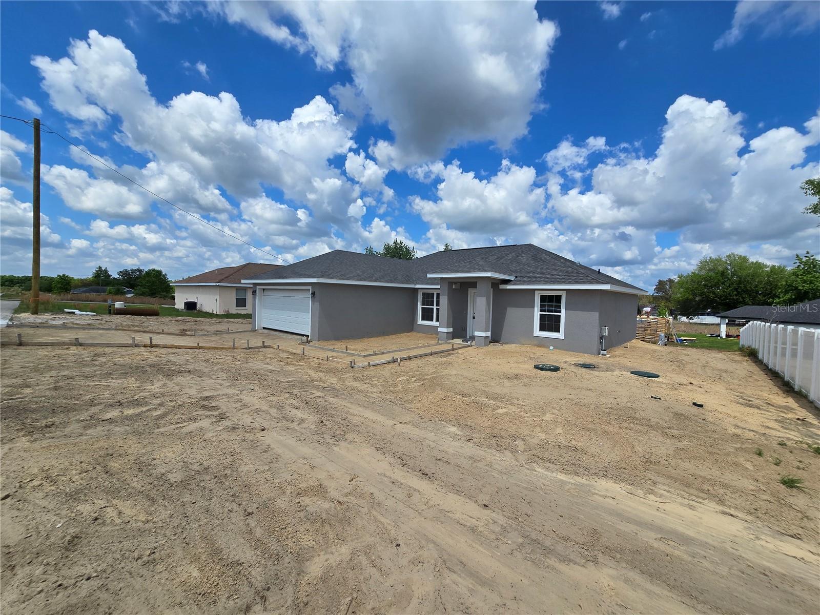 SILVER SPGS SHORES UN 24 - Residential