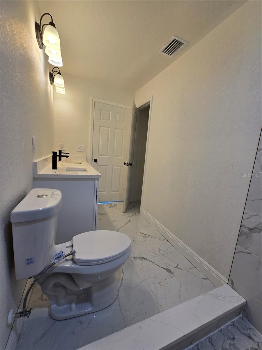 SILVER SPGS SHORES UN 24 - Residential