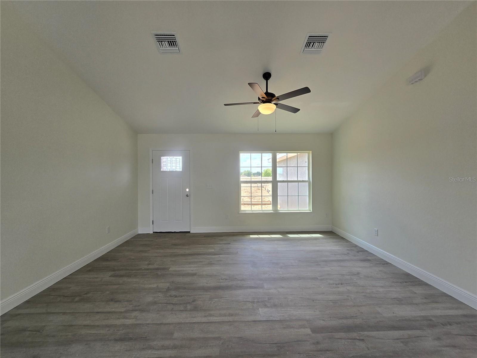 SILVER SPGS SHORES UN 24 - Residential