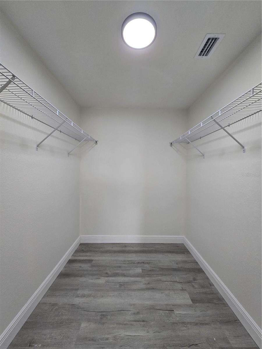 SILVER SPGS SHORES UN 24 - Residential