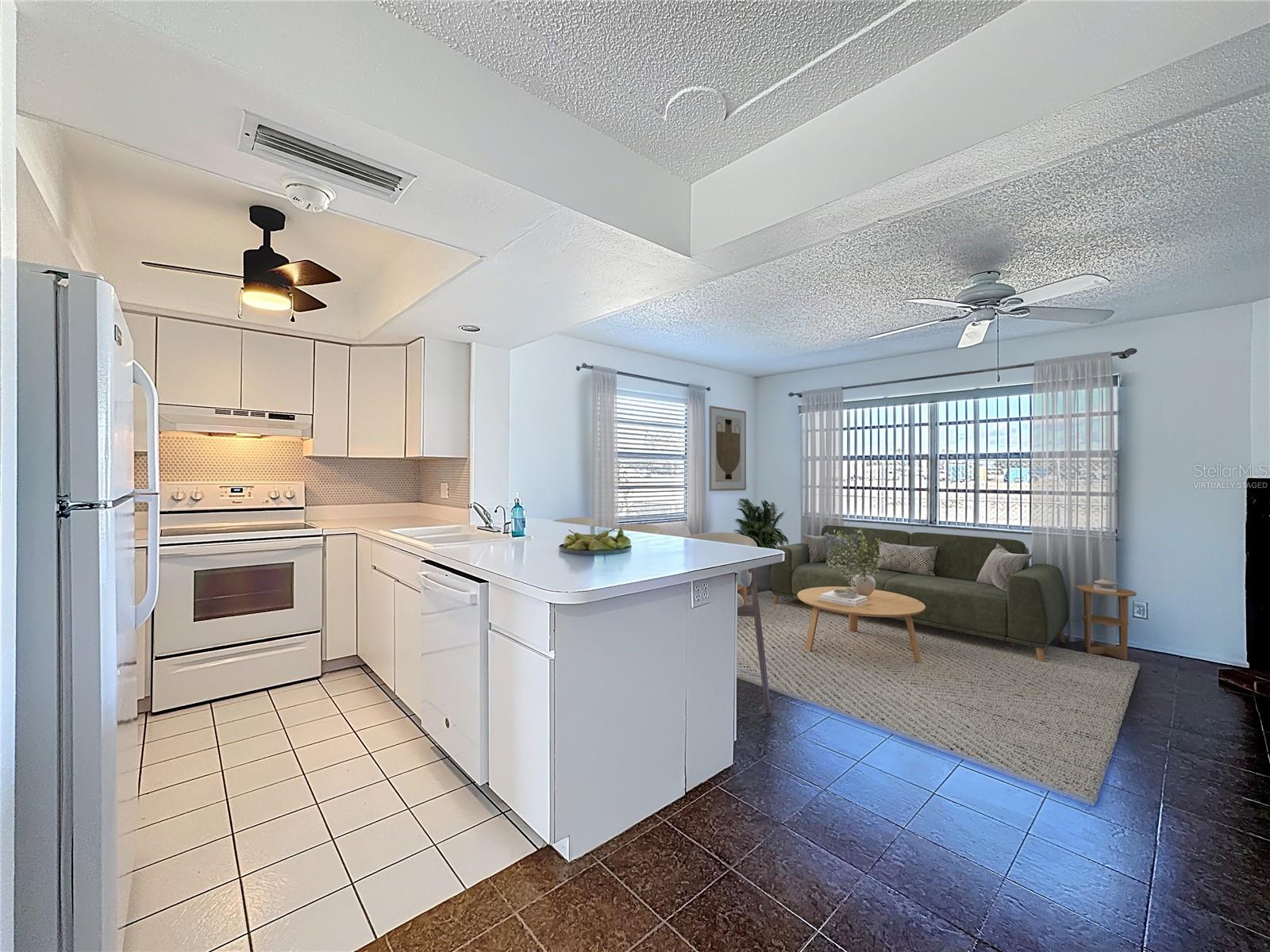 VENICE GARDENS - Residential