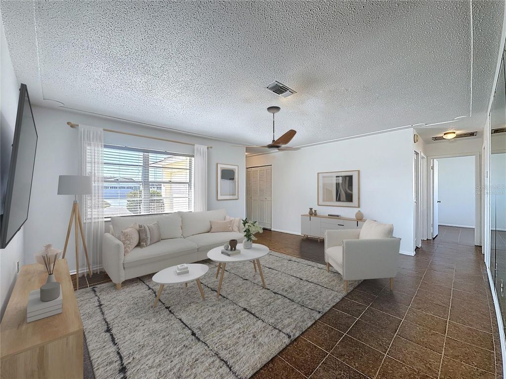 Photo of 637 Michigan Drive N, Venice, FL 34293 (MLS # N6143015)