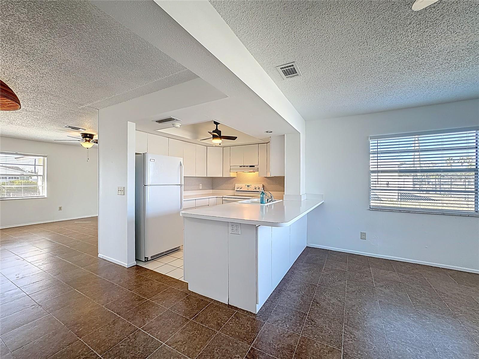 VENICE GARDENS - Residential