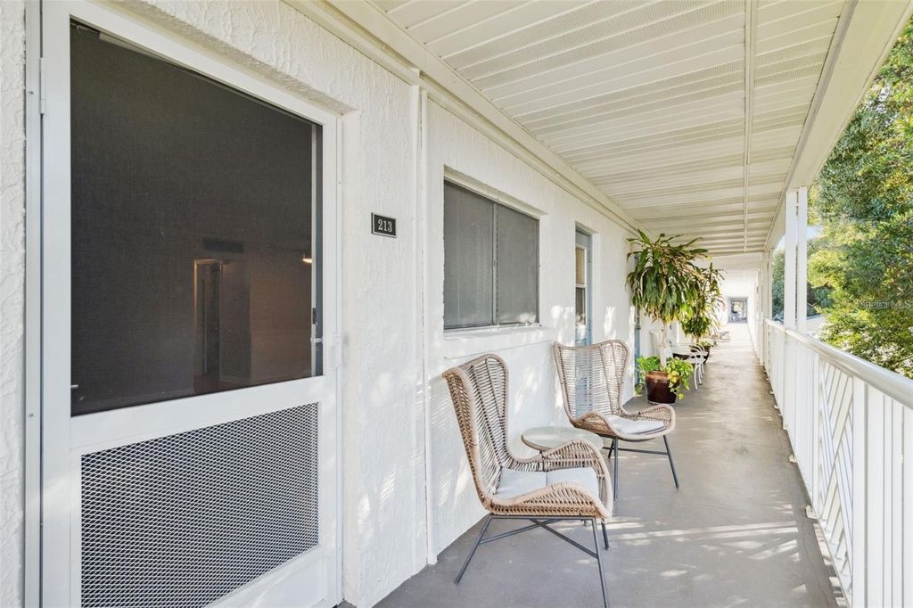 Photo of 320 Lakeview Street #213, Orlando, FL 32804 (MLS # O6412305)
