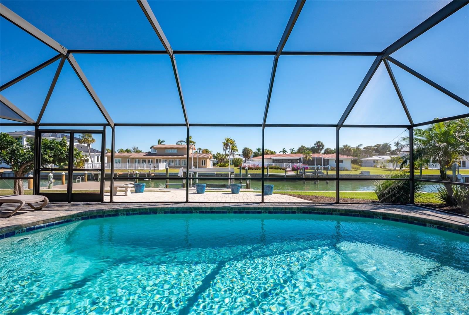 COUNTRY CLUB SHORES SEC 1 - Residential