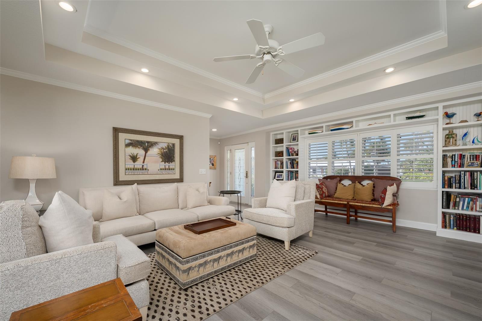 COUNTRY CLUB SHORES SEC 1 - Residential