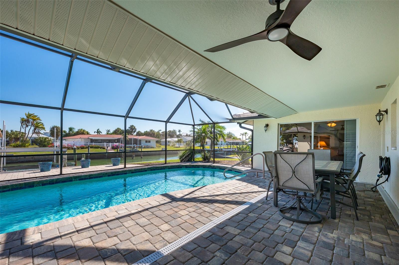 COUNTRY CLUB SHORES SEC 1 - Residential