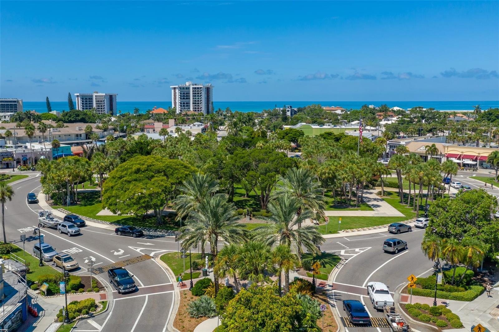 COUNTRY CLUB SHORES SEC 1 - Residential