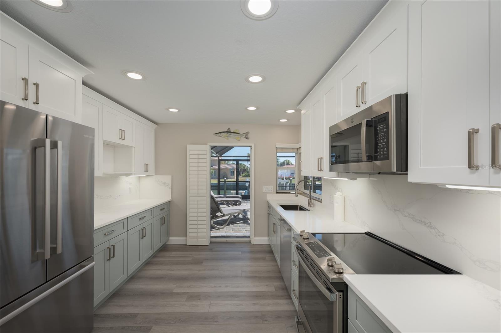 COUNTRY CLUB SHORES SEC 1 - Residential