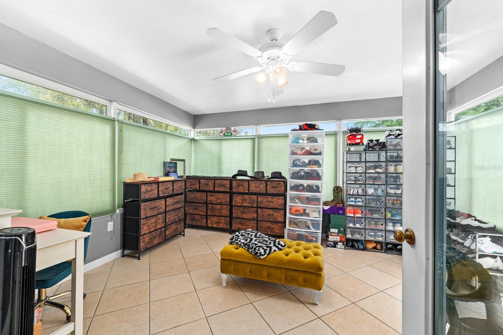 VILLAGE ON POND PH 01 - Residential