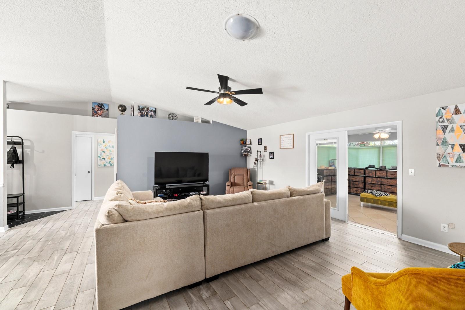 VILLAGE ON POND PH 01 - Residential