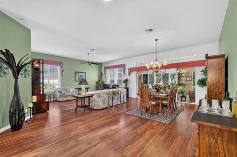 Tiny photo for 542 Loma Paseo Drive, Lady Lake, FL 32159 (MLS # G5114246)
