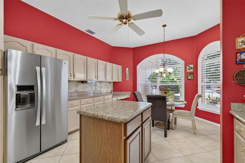 Tiny photo for 542 Loma Paseo Drive, Lady Lake, FL 32159 (MLS # G5114246)