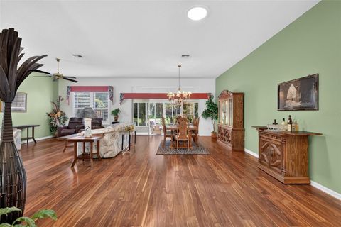 Tiny photo for 542 Loma Paseo Drive, Lady Lake, FL 32159 (MLS # G5114246)