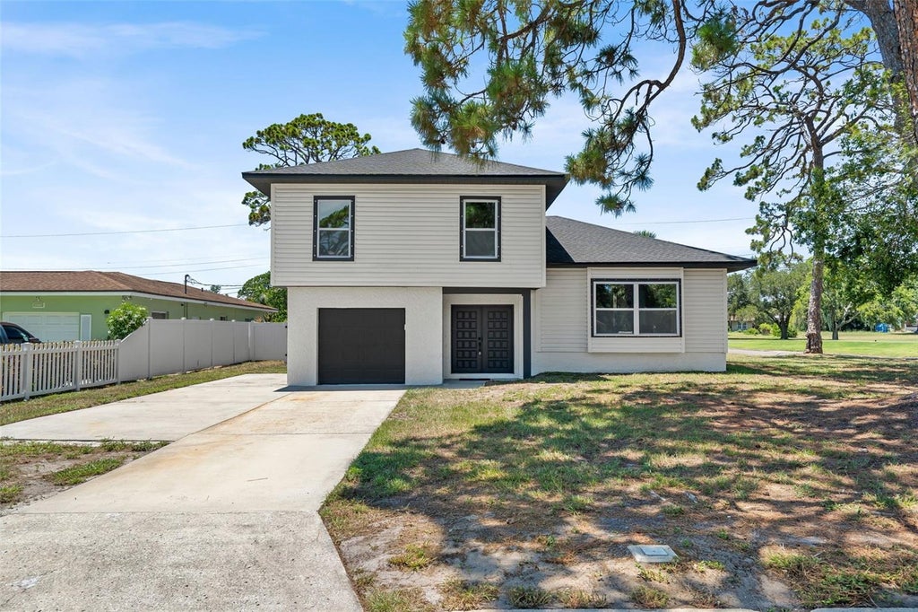 Photo of 1801 Lakewood Drive S, St Petersburg, FL 33714 (MLS # W7887036)