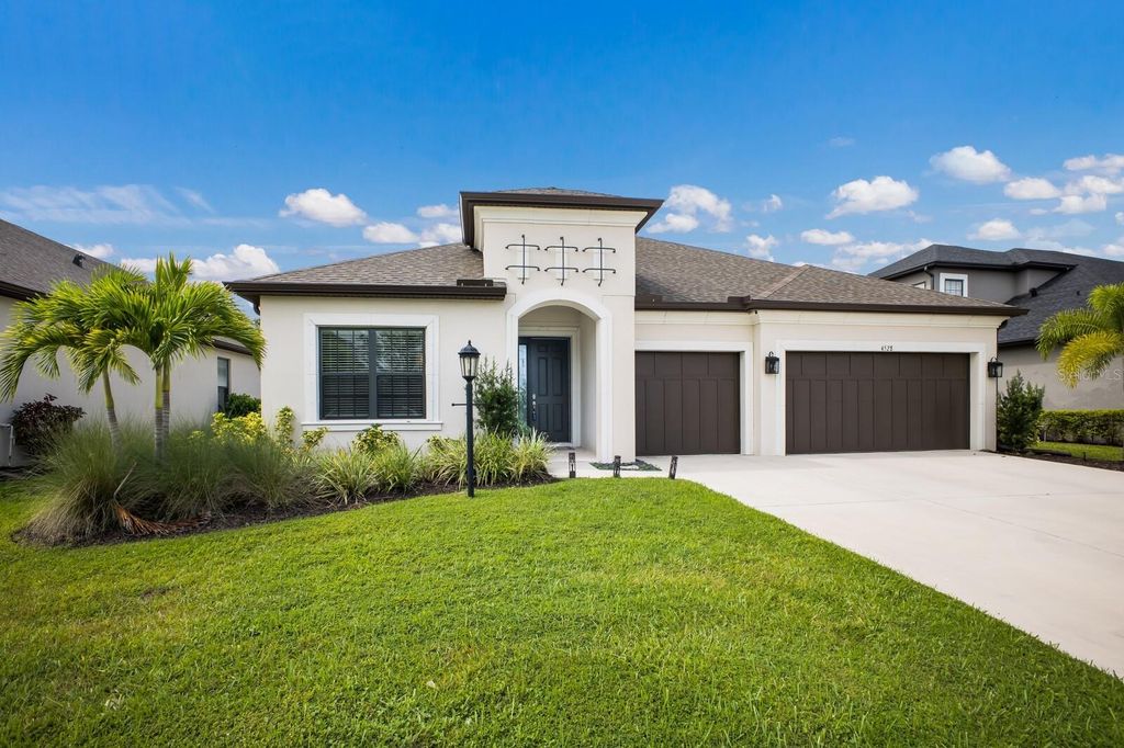 Photo of 4528 Pond Brook Court, Bradenton, FL 34211 (MLS # A4666112)
