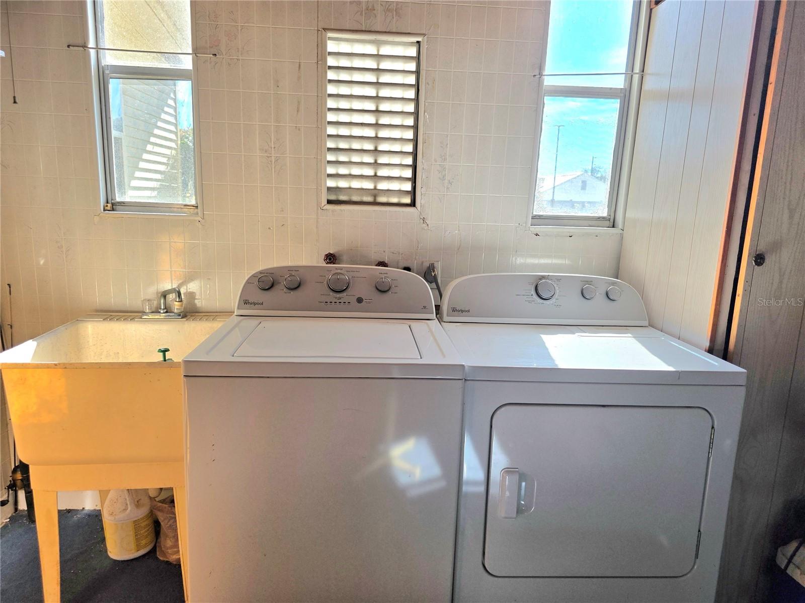 LAKE BETMAR ESTS UNITS 3-4-5 - Residential