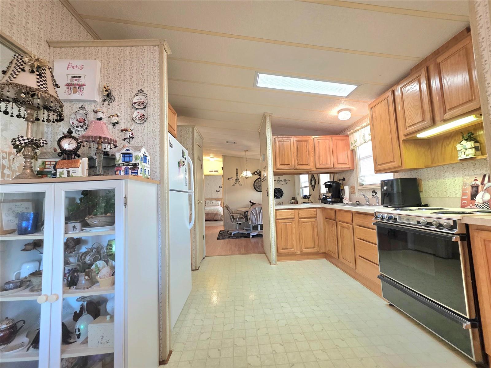 LAKE BETMAR ESTS UNITS 3-4-5 - Residential