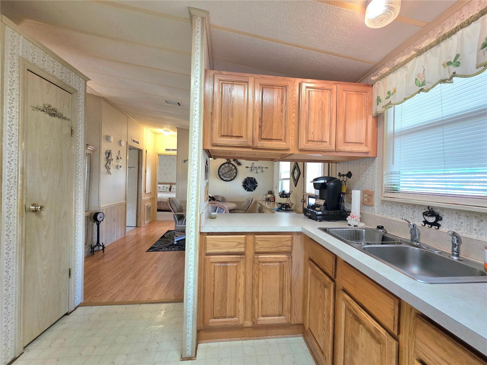 LAKE BETMAR ESTS UNITS 3-4-5 - Residential