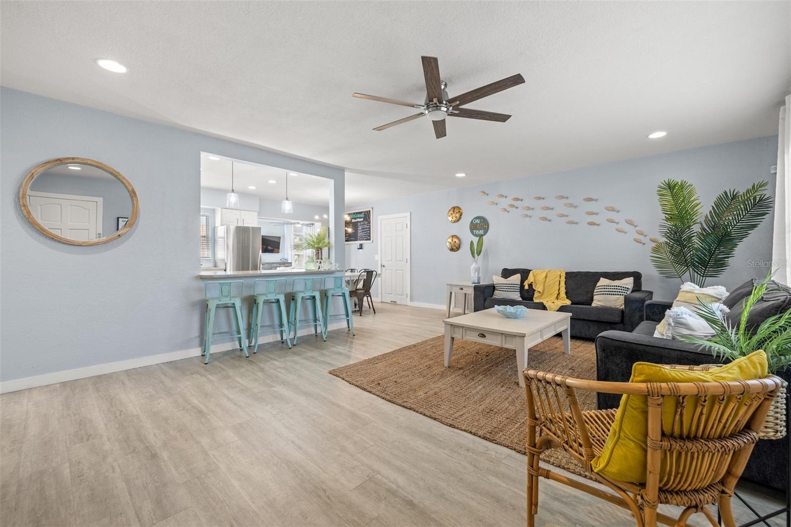 1405 TEMPLE STREET