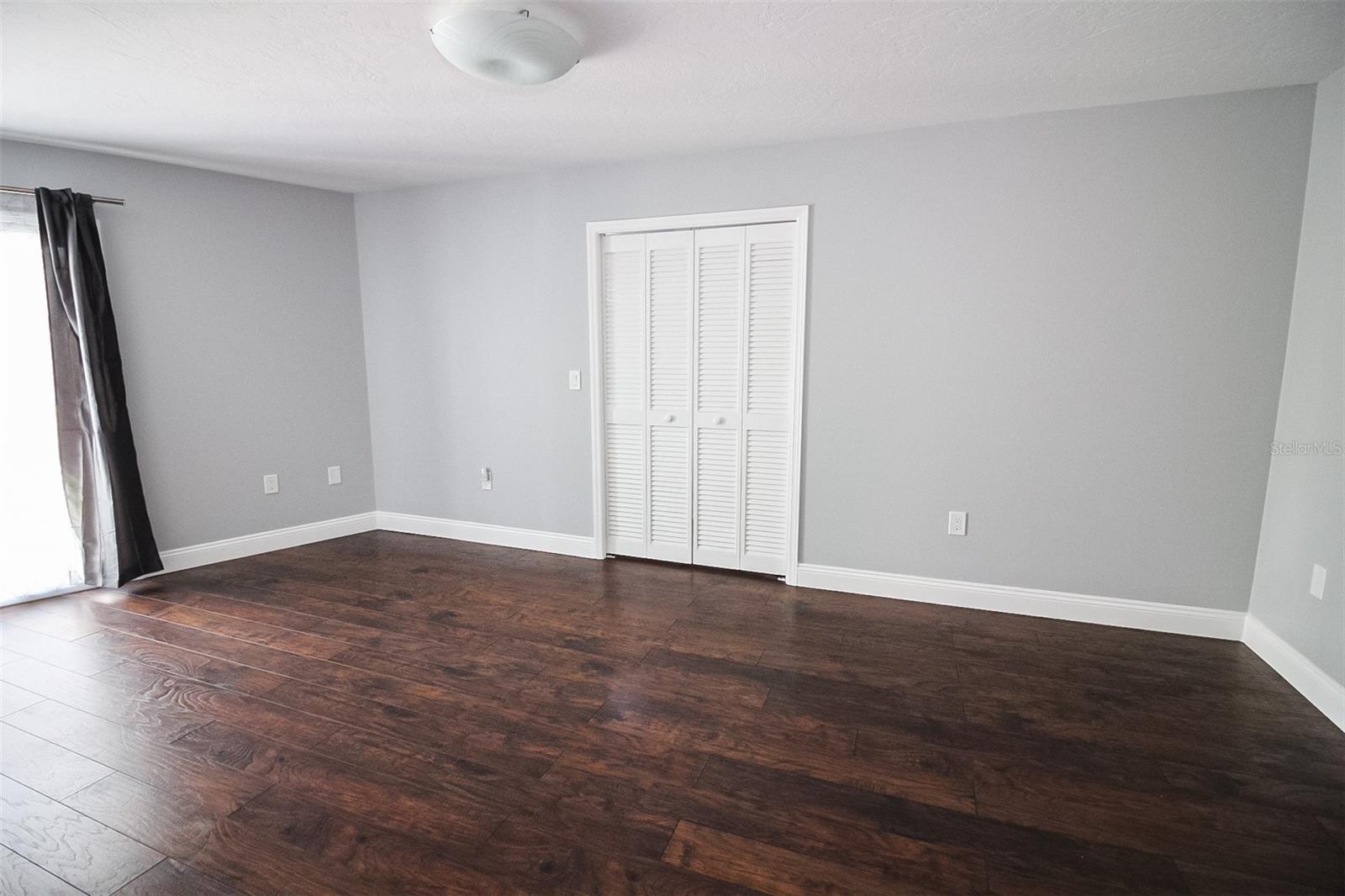 WOODLAND PARK - Residential