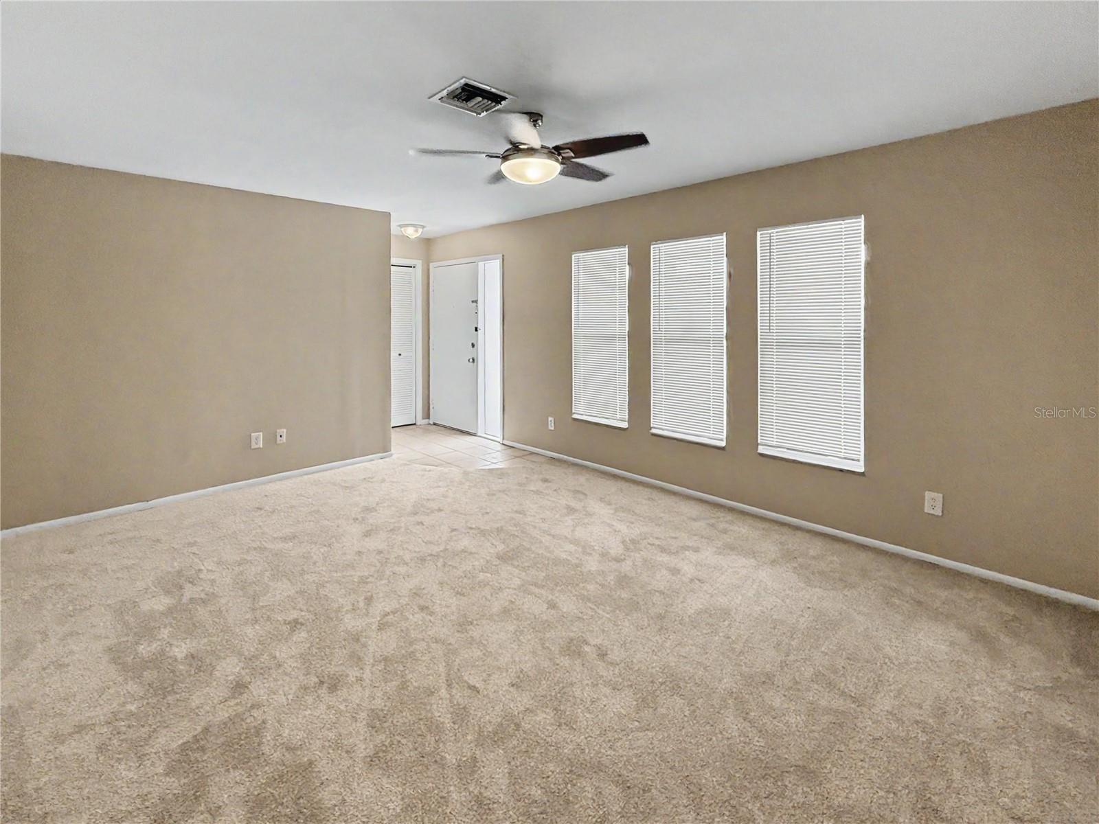 RIDGEWOOD ESTS 19TH ADD - Residential Lease