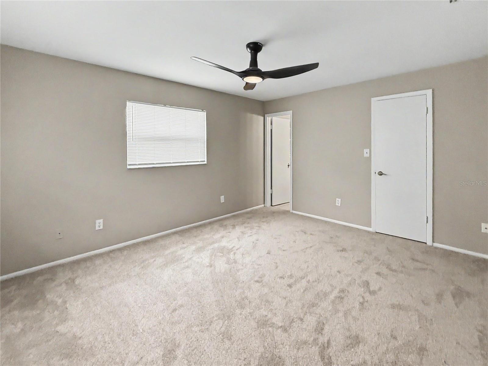 RIDGEWOOD ESTS 19TH ADD - Residential Lease